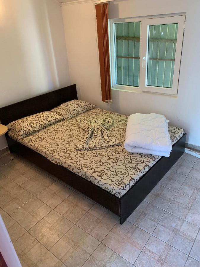 Casa Pestelui Hotel Două Mai Kültér fotó