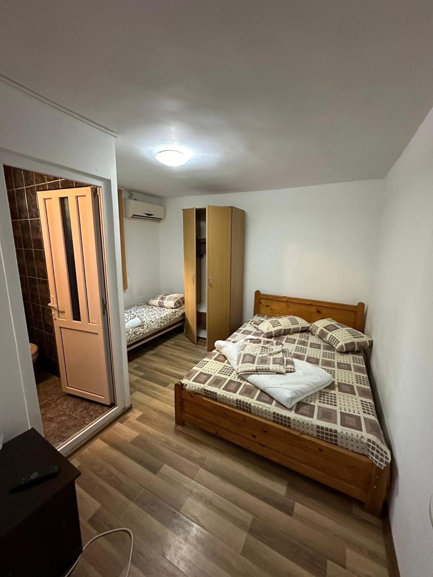 Casa Pestelui Hotel Două Mai Kültér fotó